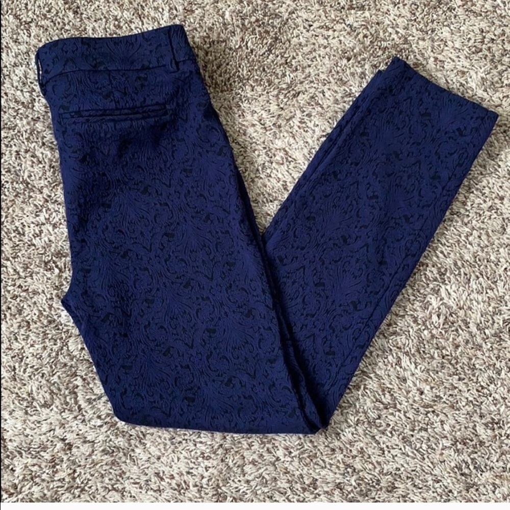 Adrienne Vittadini Blue Black Lace Textured Pants